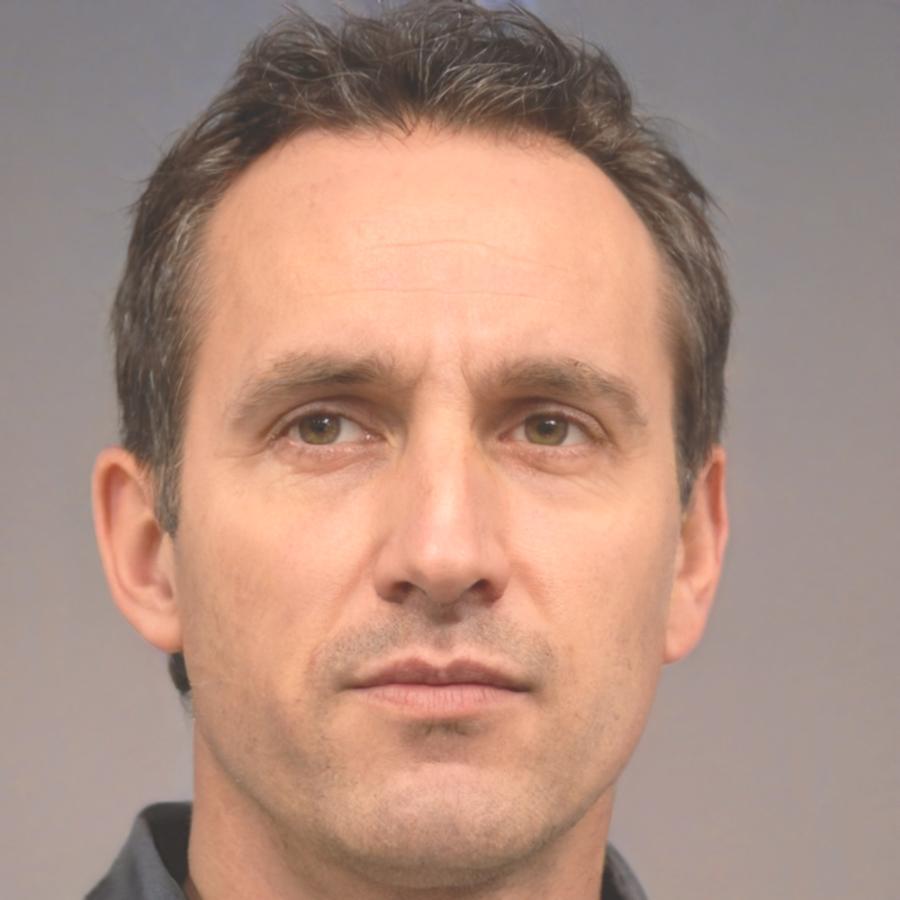 Rhysen Blackworth, Senior Portfolio Manager